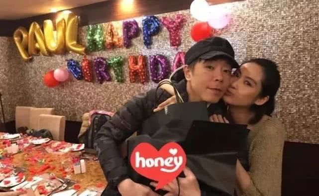 朱茵的个人生活与成长故事_朱茵成长经历_朱茵成长史