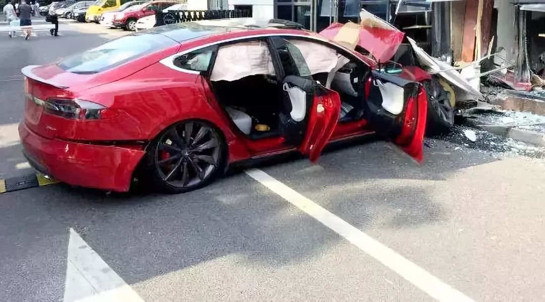 劳斯莱斯故障率知乎_劳斯莱斯的故障率与可靠性分析_劳斯莱斯稳定判据