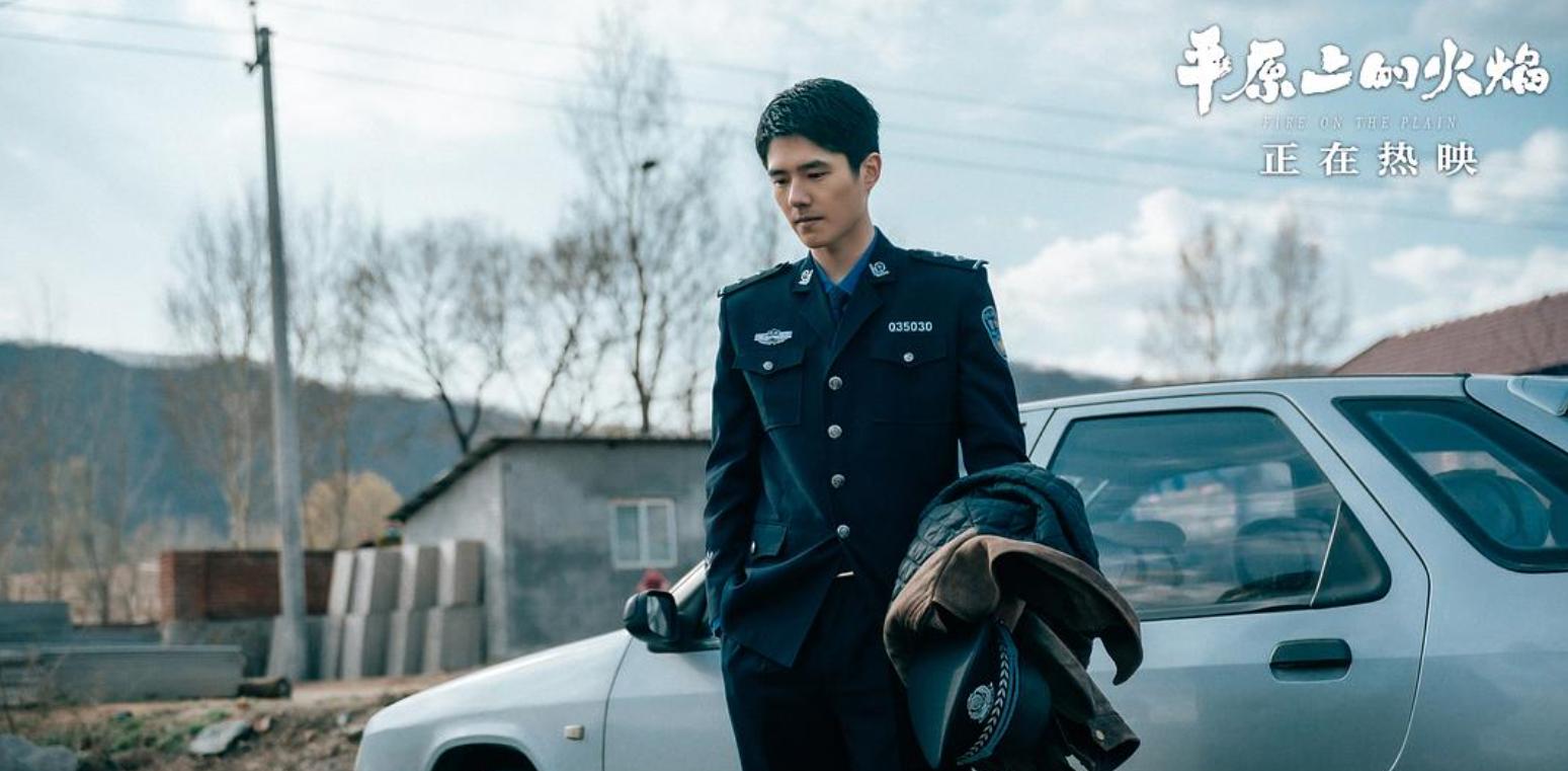 周冬雨最新的照片_周冬雨刘昊然_周冬雨