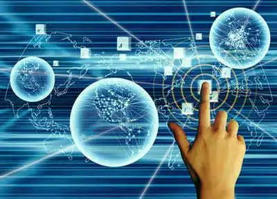 马化腾数字经济高端对话_马化腾与数字经济的未来_数字峰会马化腾