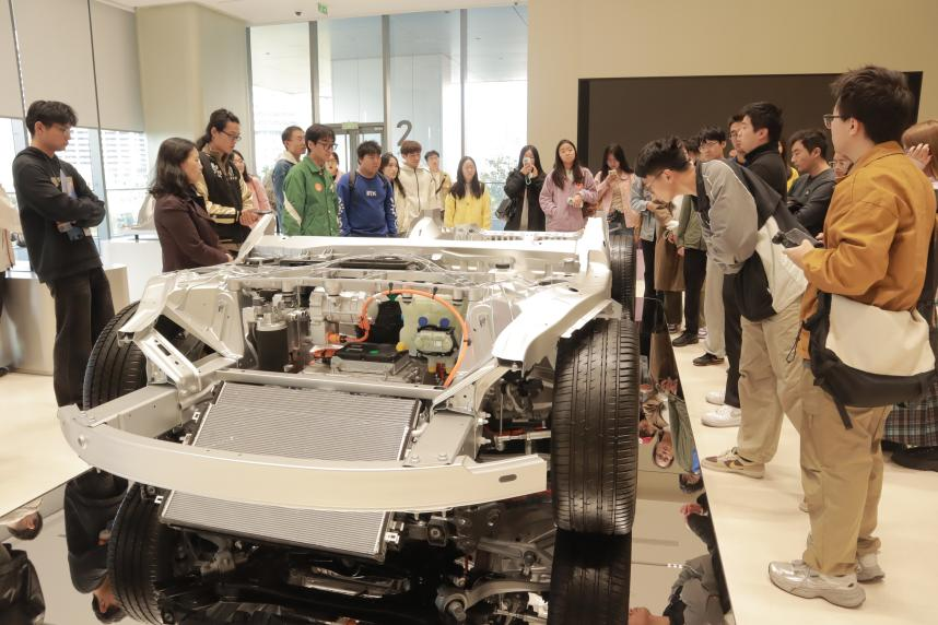 小米产品设计风格_小米高端化知乎_探索小米14的高端工艺与设计理念