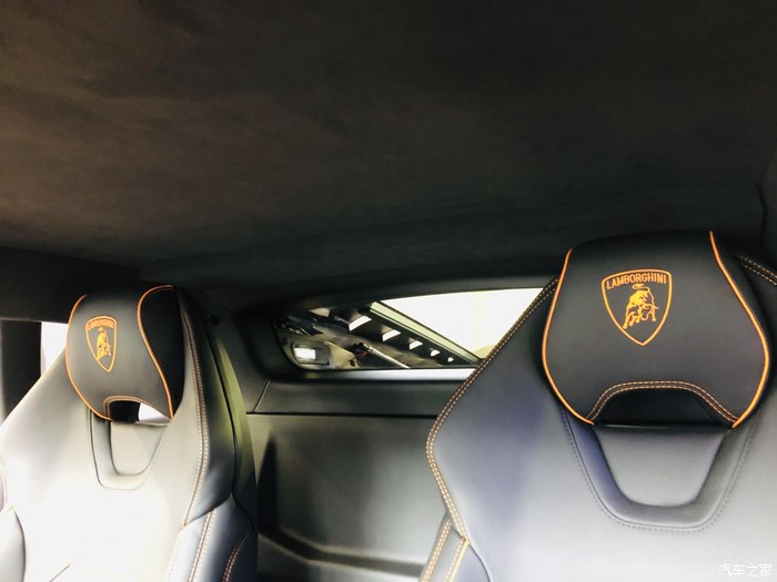 兰博基尼suv音响_兰博基尼的音响系统：驾驶中的音乐享受_兰博基尼汽车音响