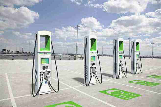 宝马全新电动_宝马电动款_宝马的电动化之路：i系列车型的市场表现