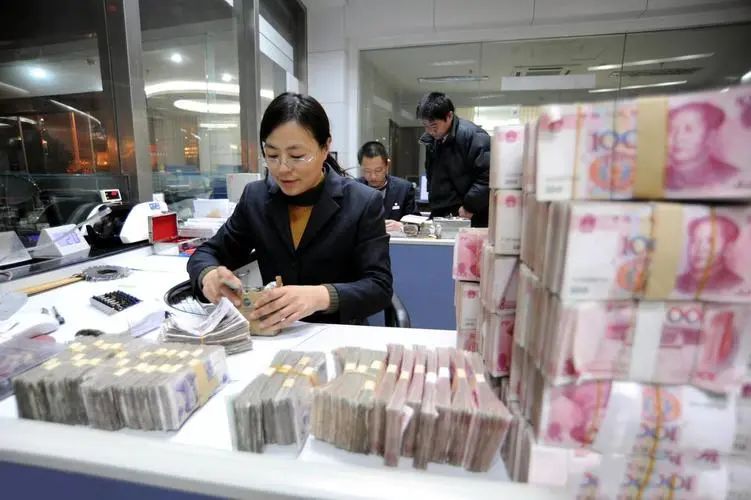 数字支付时代下现金存储的独特价值与财务安全思考