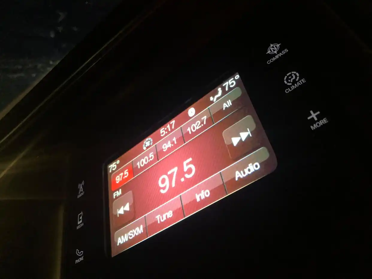 小米汽车优点_提升出行效率:小米汽车的优越续航能力_小米汽车最新进展