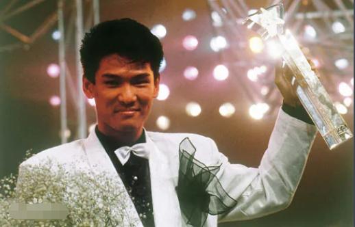 丹娜云妮个人才华_网爆张栢芝黑木耳54张_张柏芝的音乐才华与个人专辑