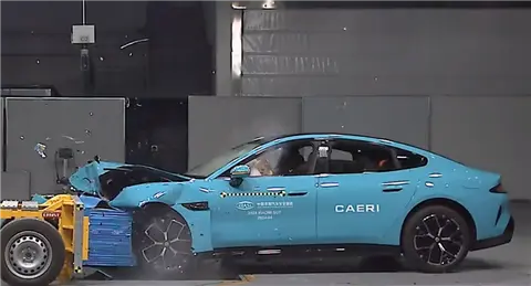 宝马车险_解密宝马X1在保险汽车安全指数中的成绩_2021年宝马车险