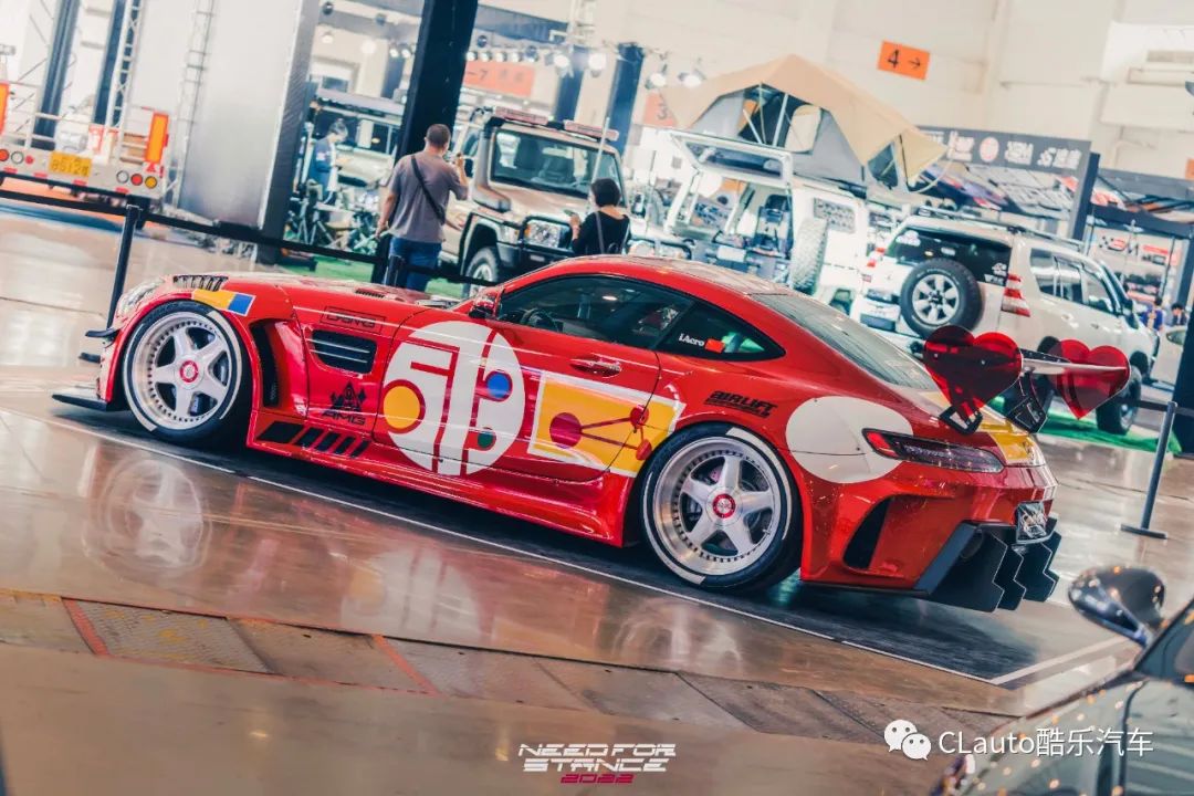 车慧互动和易车关系_迈坤赛车_迈凯伦的赛车文化与全球车迷的互动