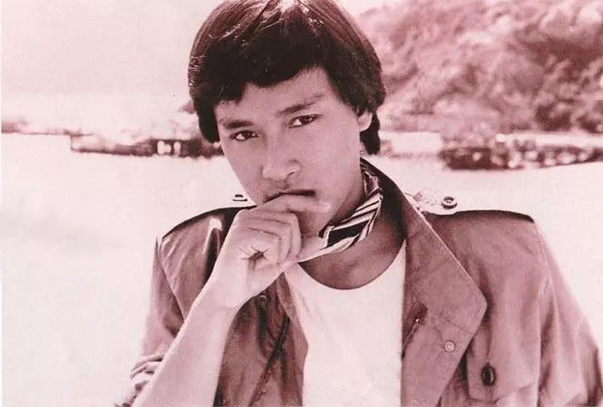 张国荣的成就与当代影响_张国荣的成就谁能超越_张国荣成就有哪些